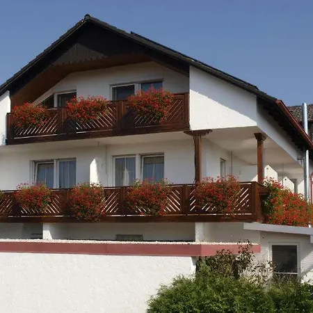 Gaestehaus Brunner Pensión 3*